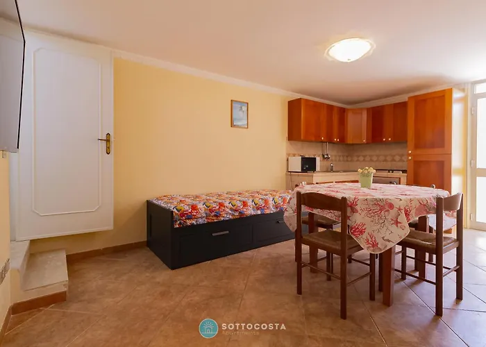 Iris Flat - San Foca