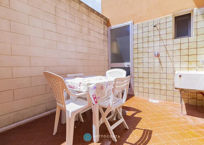 Iris Flat - San Foca