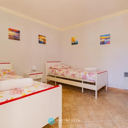 Appartamento Iris Flat - *