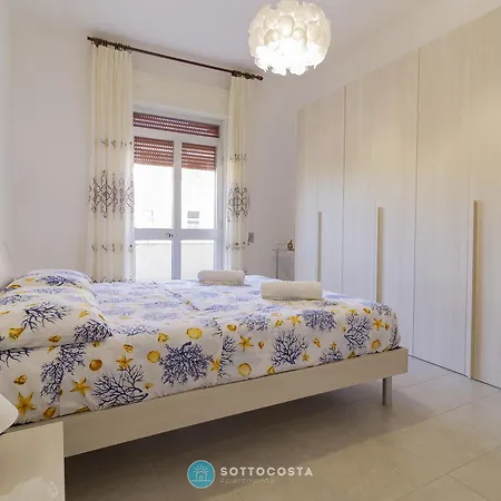 Iris Flat - * San Foca