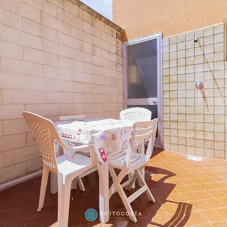 Iris Flat - San Foca